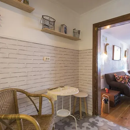 Апартаменты Portuguese Living Castelo Vintage